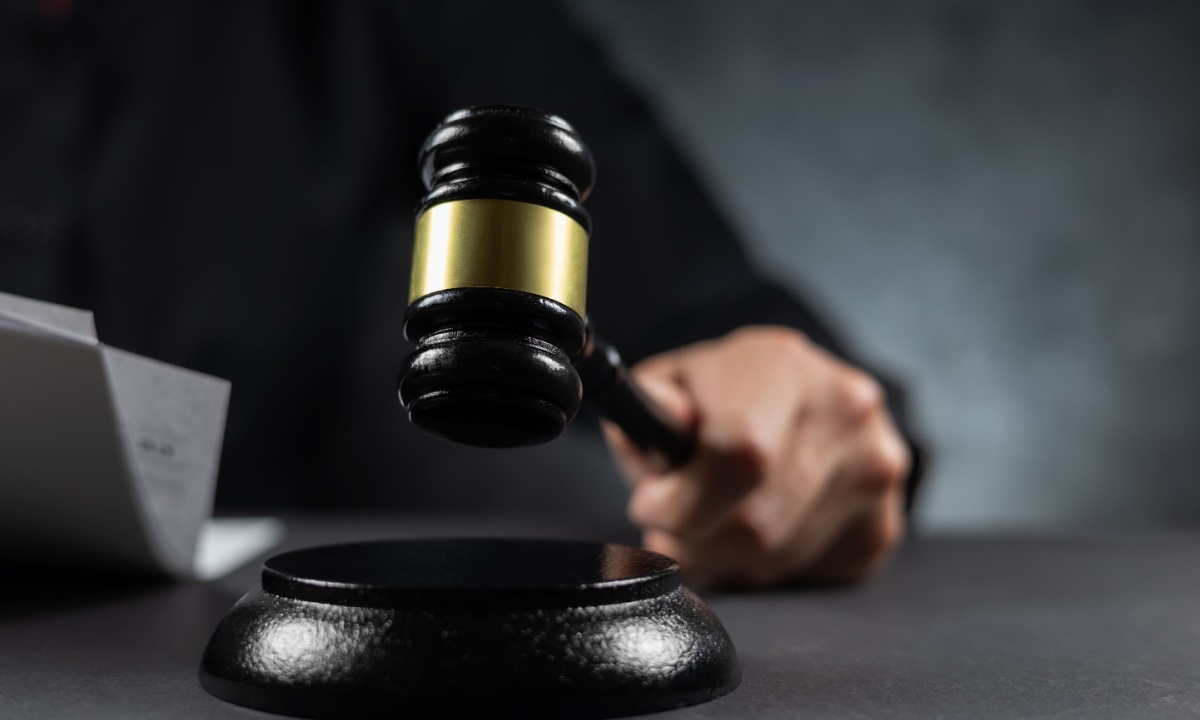 CompPolicyInt's tweet card. Optimum Communications has launched a legal battle against eight major financial institutions, claiming they worked together to restrict its ability to