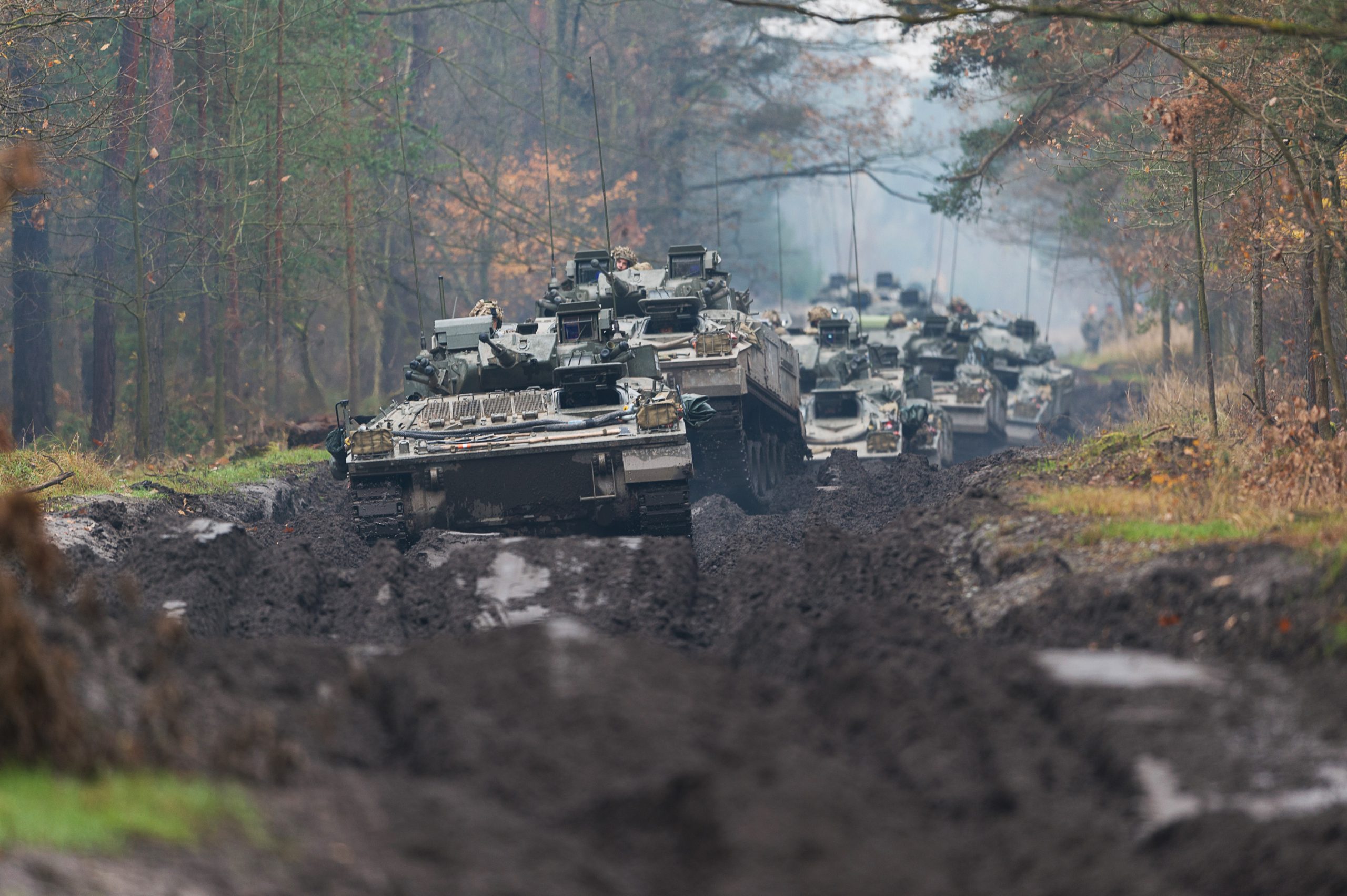 pinstripedline's tweet card. Here's one contentious view of the state of the British Army decline. Do you agree? Were things really better in the past?