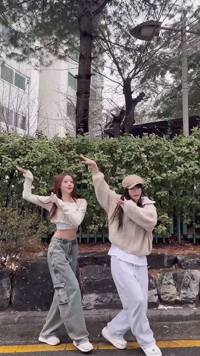 CLASSy_twt_'s tweet card. 클둥이들도 ‘후’💨#CLASSy #클라씨 #CHAEWON #채원 #HYEJU #혜주 #RIWON#리원#SEONYOU#선...