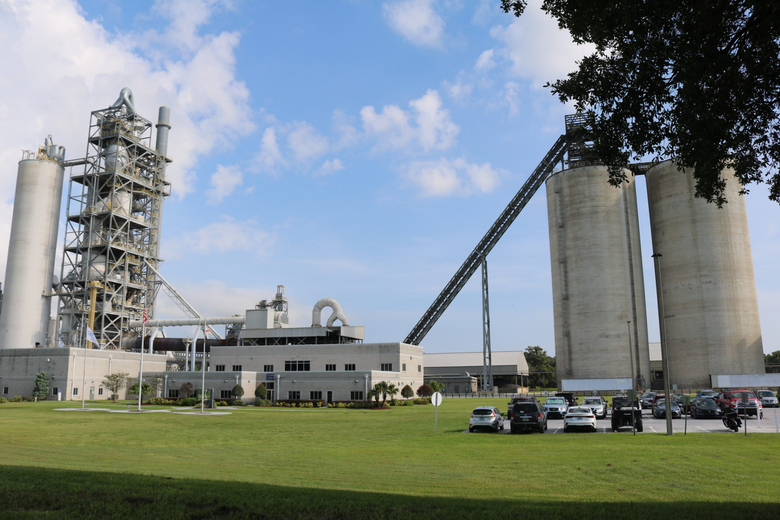 urmca's tweet card. ACA Board of Directors Elects First Woman to Serve as Chair in Its History - American Cement...