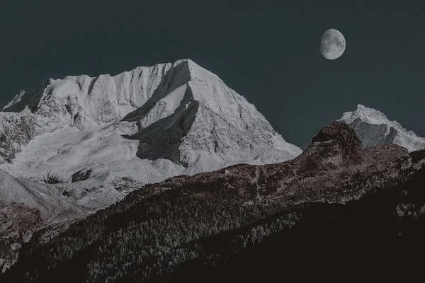 DailyDewSeries's tweet card. And I just know that whatever you are going through, He can fix it.