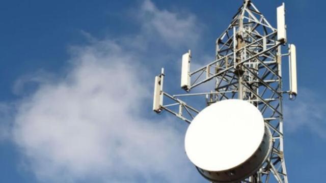 Techlovers_com's tweet card. Vodafone, Karadeniz ve Doğu Anadolu Bölgeleri’nde toplam 250 ULAK baz istasyonunu canlıya alarak ticari şebekesinde en fazla aktif ULAK baz istasyonuna sahip operatör oldu. Vodafone, Rize, Artvin, …