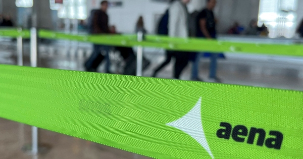 elconfidencial's tweet card. La Agencia Española de Protección de Datos iguala su sanción más elevado con el operador español por desplegar sistemas de reconocimiento facial sin contar con una evaluación de impacto que cumpliera...