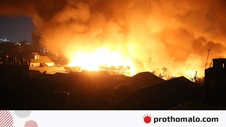 ProthomAlo's tweet card. ফায়ার সার্ভিসের এক সংবাদ বিজ্ঞপ্তিতে কড়াইল বস্তিতে আগুন লাগার কথা জানানো হয়।