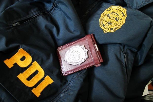 paislobo's tweet card. Golpe a la corrupción policial: Asuntos Internos desbarata célula criminal al interior de la PDI en Puente Alto