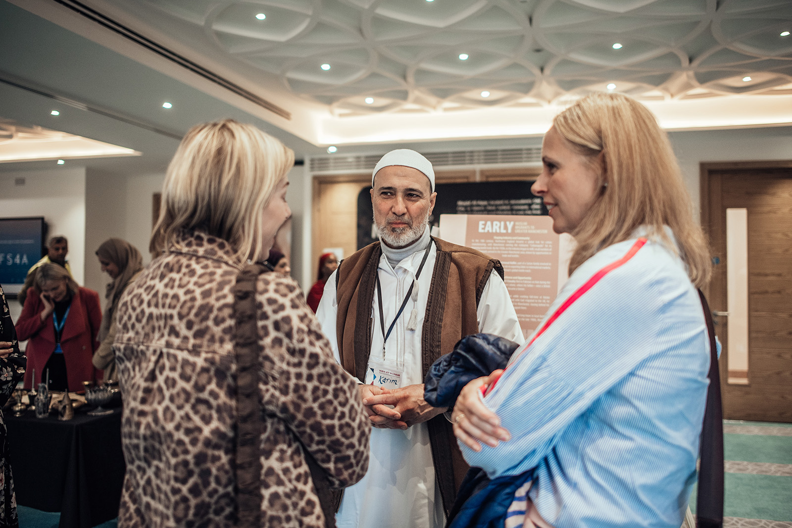 ChrisMusForum's tweet card. On the 10th anniversary of the initiative Muslim congregations opened their doors to visitors of all faiths