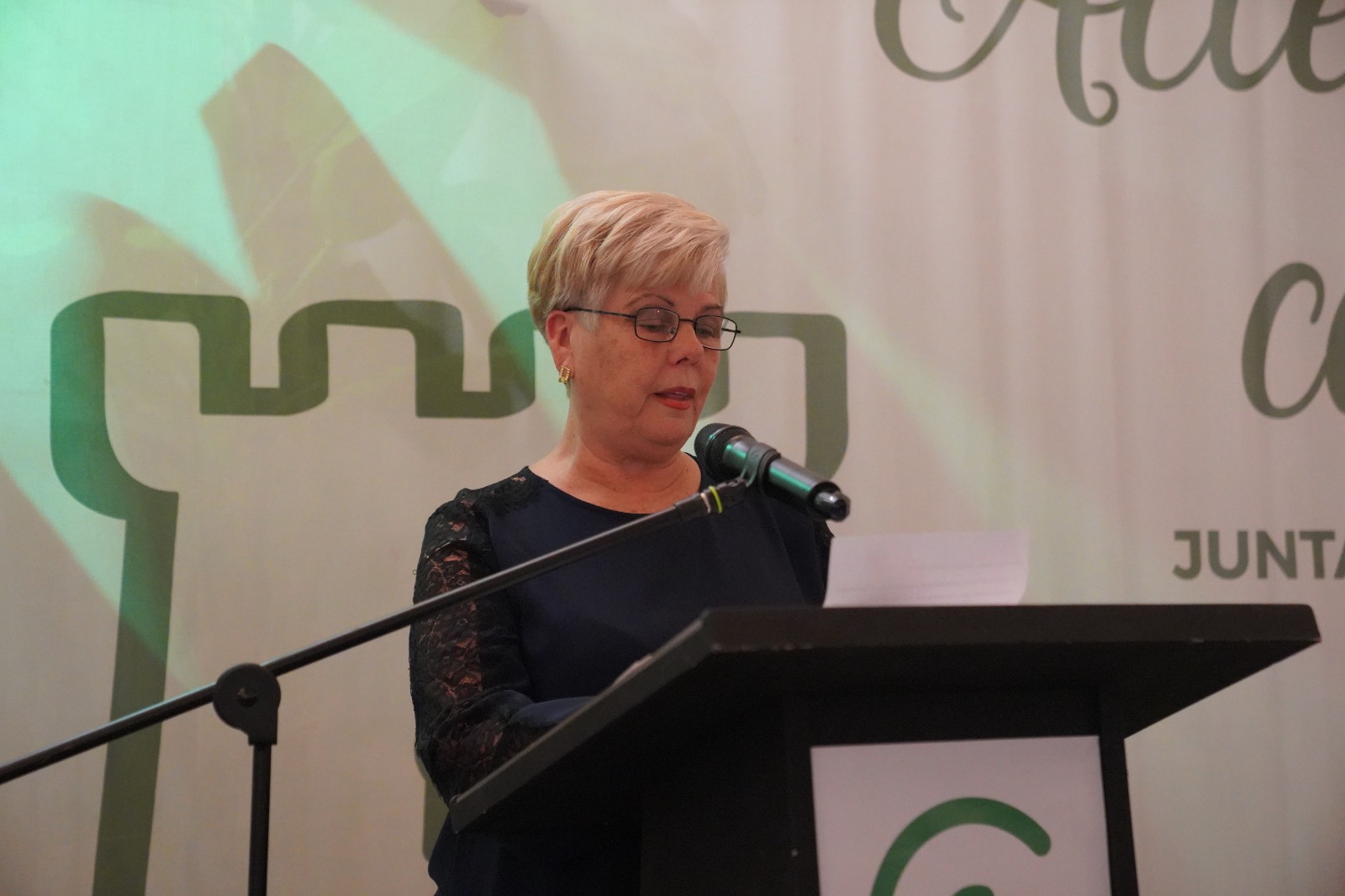 MeridianoHorta's tweet card. La entidad sin ánimo de lucro recauda más de 8.000 euros en este acto solidario de 2025 que organiza en colaboración con el Ayuntamiento