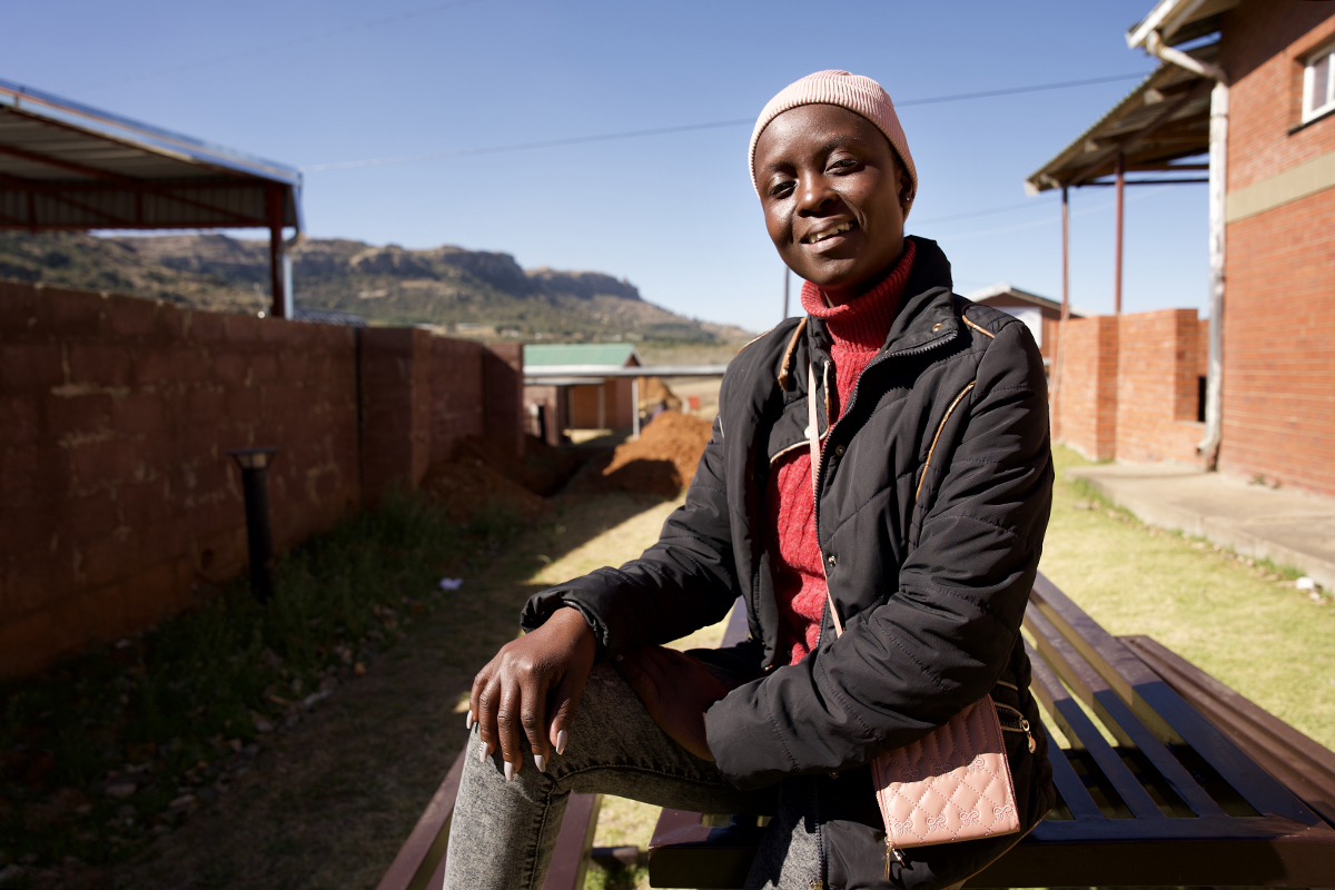 PIH's tweet card. In Lesotho, Lerato Mpholo regained her hope and strength while receiving comprehensive care.