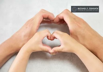 DallasRunEsq's tweet card. Learn how Gig Economy Divorce and Child Support are handled when paychecks vary. Secure a fair payment order now.