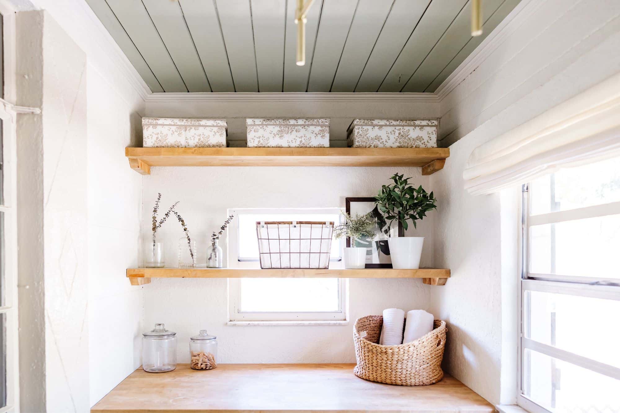 LisasNotebook's tweet card. Declutter, refresh, and boost productivity this Spring with smart, stylish, functional home storage solutions and simple organisation tips for every room.