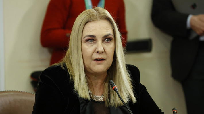 etoledog's tweet card. La diputada afirmó que le "hará la vida imposible" al republicano en caso de ser electo.