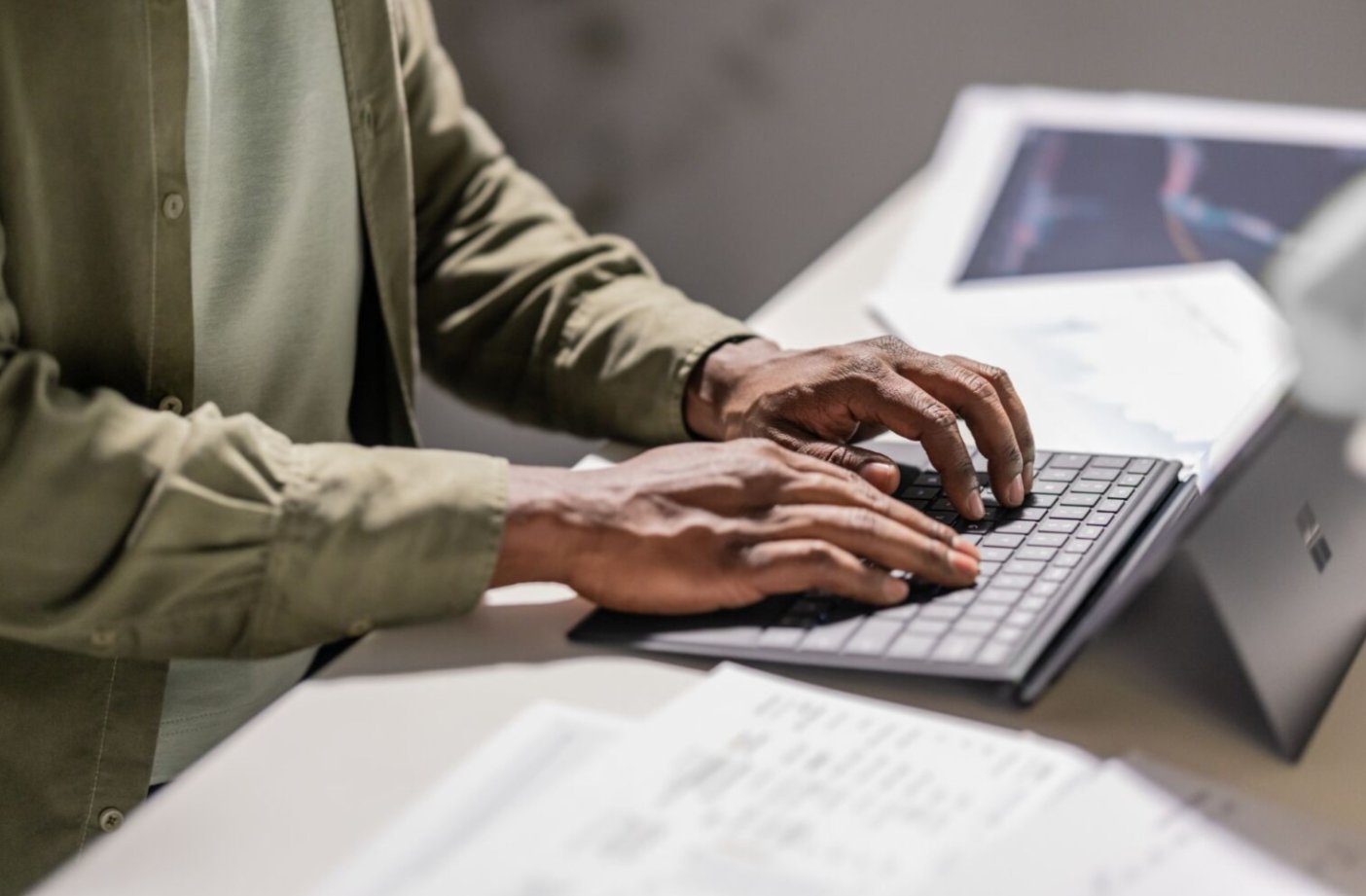 MSITTechNews's tweet card. AI is shaping how we live and work. Its potential feels limitless, constrained only by what we can imagine. According to the Microsoft Work Trend...