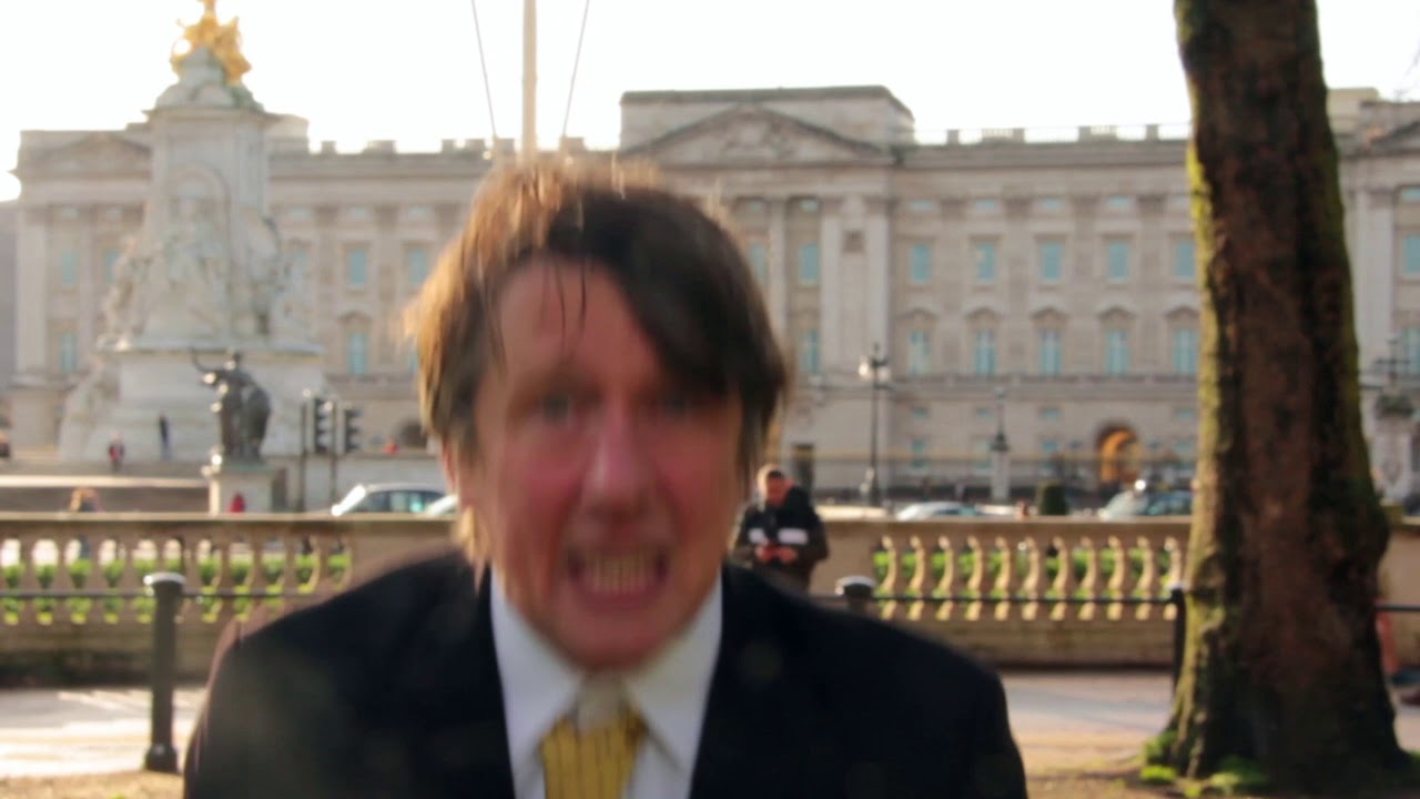 JonathanPieNews's tweet card. A Week of Royal Headlines