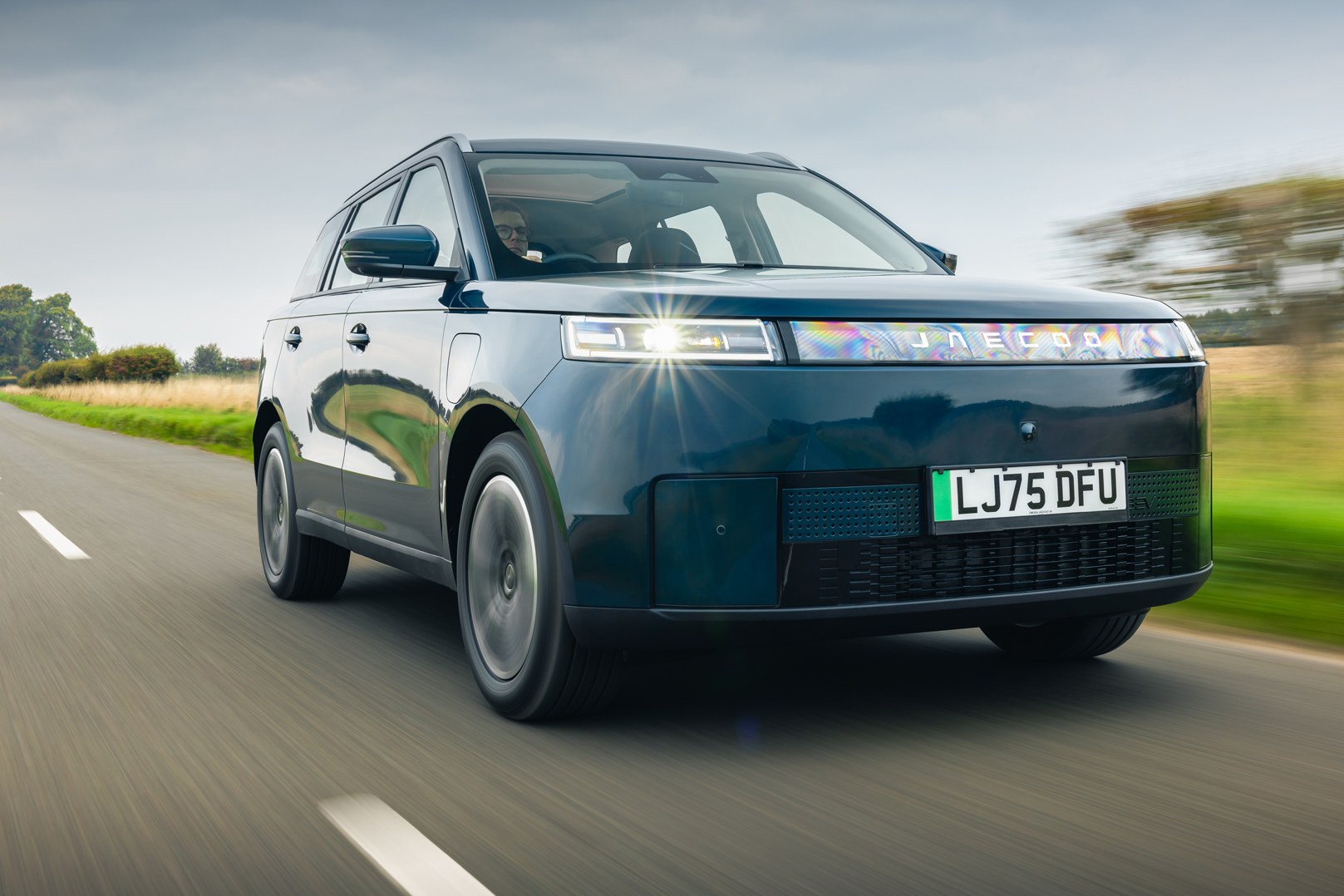 WhichEVNet's tweet card. Intro, Price, Options and Verdict Introduction By now, you may have noticed that a large bunch of never-before-heard-of car brands