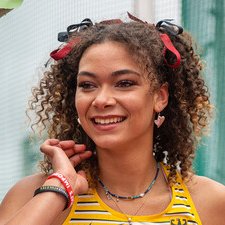 Tweet card summary image