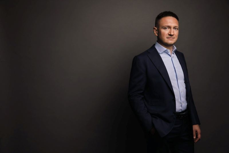 Hinshelwood_S's tweet card. Can we remain anonymous in the age of Big Data? Explore how digital footprints, algorithms, and surveillance erase privacy and what it takes to protect it.