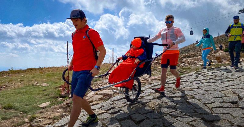 Tweet card summary image