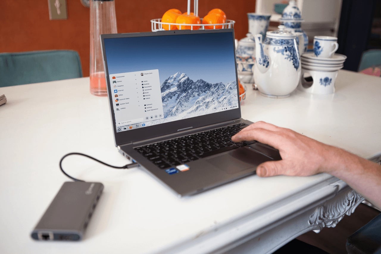 jccall80's tweet card. Zorin OS 17.2 is available to download, bringing users a welcome set of enhancements. New window options in Zorin OS 17.2 The latest release in the Zorin