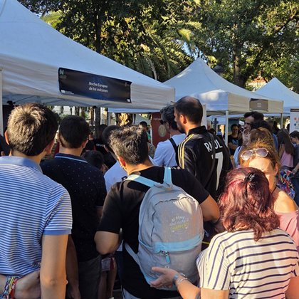 Tweet card summary image