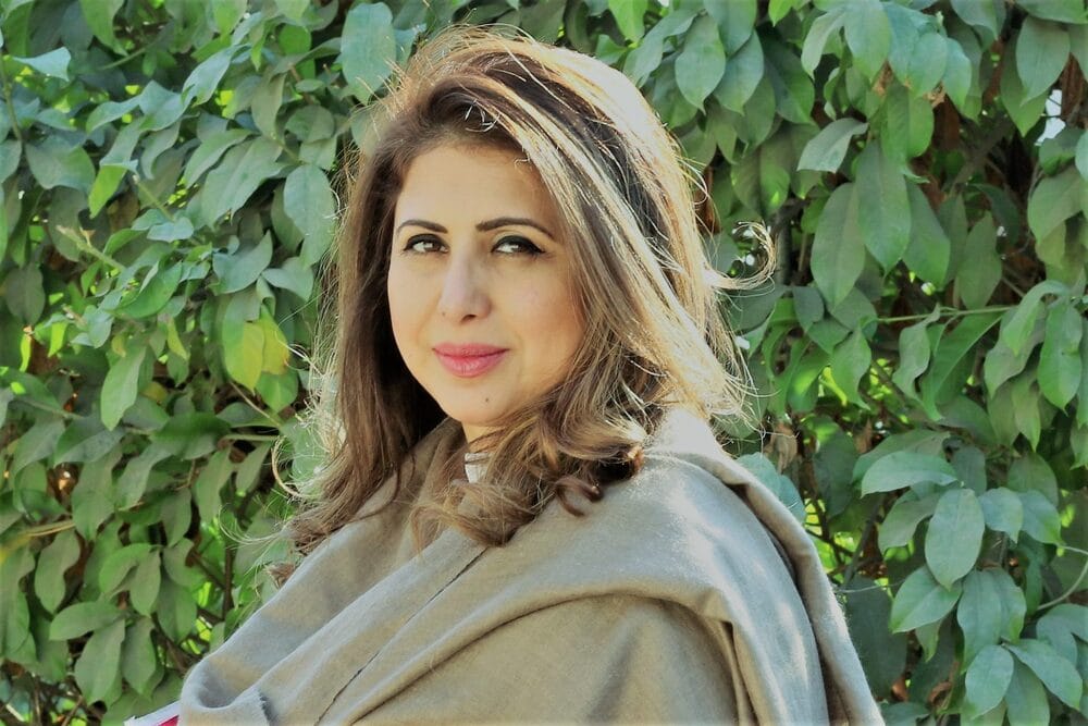 BookReviewsAsia's tweet card. Pakistani writer Faiqa Mansab’s second novel The Sufi Storyteller is a South Asian take on stories about stories blended with a murder mystery. It opens with a murder in the library which doubles u…