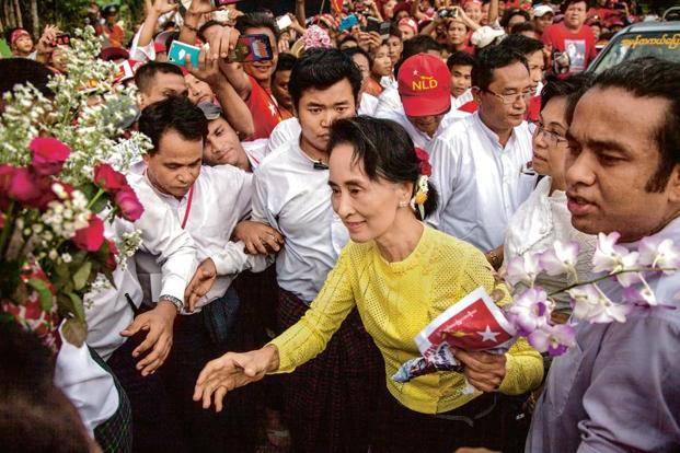 manujosephsan's tweet card. The same kind of people who made her a saint, now defame her. It is a reminder that we must not overly respect the opinions of the global elite about local affairs