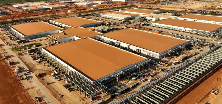 Halene_CITC's tweet card. The projects bring the Stargate initiative’s pipeline, including its flagship campus in Abilene, Texas, to $400 billion in investments.