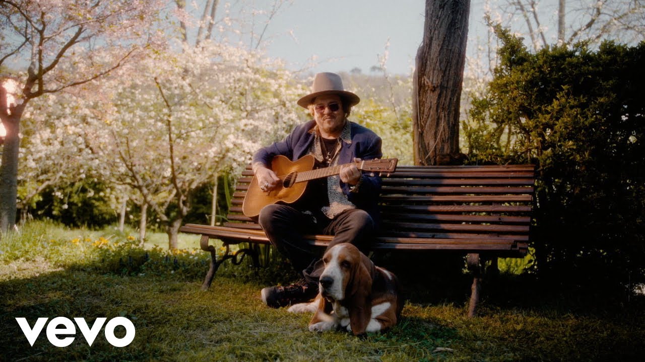 russellcrowe's tweet card. Zucchero, Russell Crowe - Just Breathe