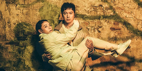 yokuneru_rakko's tweet card. SUPER EIGHTの丸山隆平が、舞台「oasis」で主演を務めることが発表された。同舞台は2026年3月14日から30日までの期間、東京・サンシャイン劇場にて、4月4日から12日には大阪・森ノ宮ピロティホールにて、4月17日から19日には愛知・東海市芸術劇場にて上演される。