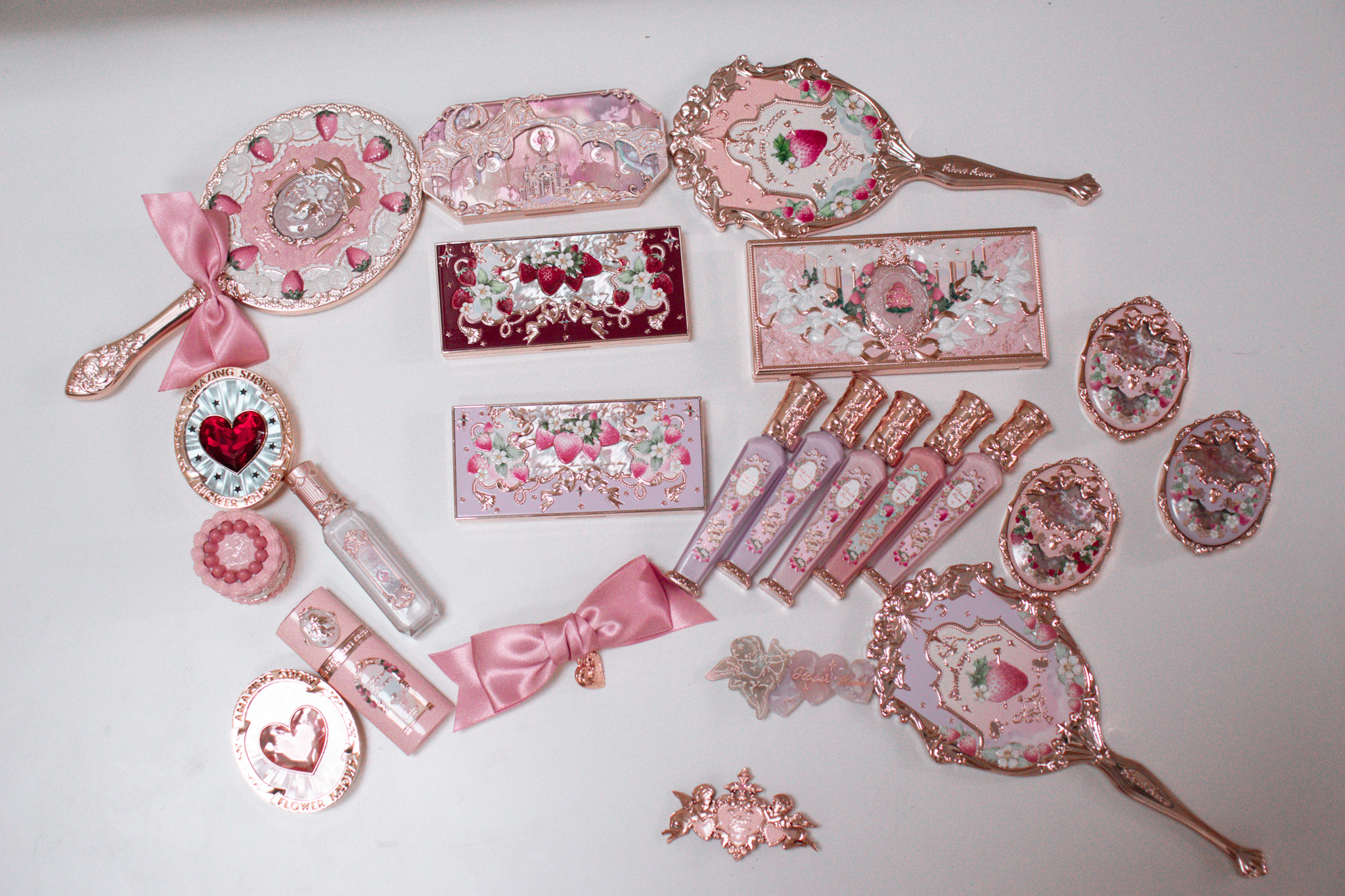 winniexyong's tweet card. hi pretties! here is a brand focus on flowerknows, a Chinese makeup company that does the most beautiful makeup pieces.