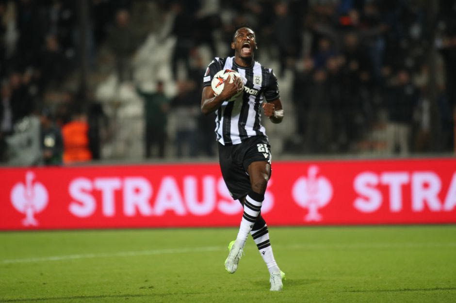 Contragr's tweet card. Ο Λάμπρος Μπαλάφας γράφει για τη μεγάλη μάχη του ΠΑΟΚ στο "Ολντ Τράφορντ" και για τις κομβικές αναμετρήσεις Ολυμπιακού και Παναθηναϊκού