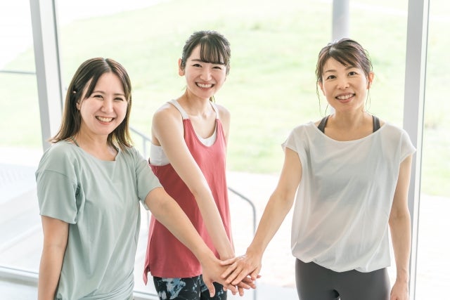 chiro_maronn's tweet card. 今日は いいチームの日！  カイロプラクターになると 生涯励ましあえる、戦い抜ける仲間ができます！ なかなかそんな職場ないとおもいませんか？  内容考えるとと…