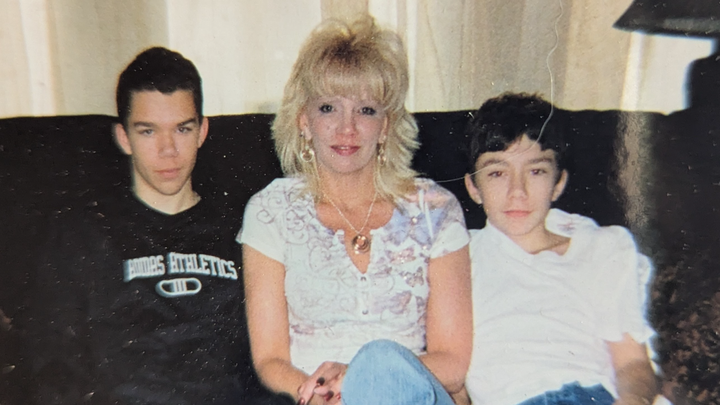 SeagullSoggy's tweet card. Hello, my name is Eric and I'm setting this up to help allevi… Eric Thomas needs your support for Alleviate financial stress for my mom fighting breast cancer