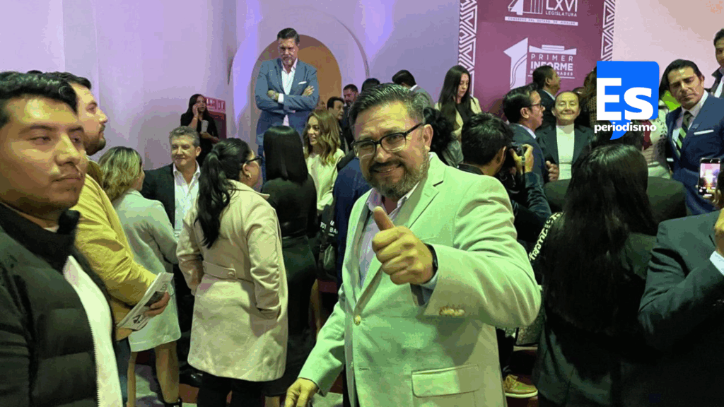 esperiodismomx's tweet card. A los adelantados, a quienes le arrancan hojas al calendario político del año 2028, el presidente estatal de Morena, Marco