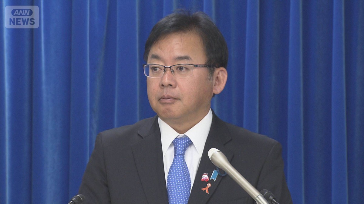 patapata_patao8's tweet card. 　国民年金や国民健康保険の保険料を巡り、上野厚生労働大臣は納付を求めても応じない外国人には在留資格の更新を原則認めない仕組みを導入する方針を明らかにしました。 　在留期間が3カ月を超える外国人は公的年金や医療保険への加入が義務となっています。 　一方で、外国人の国民健康保険料の「納付率」は去年12月末時点で63％ほどとなっています。 　上野厚労大臣は4日の閣議の後の会見で保険料の納付を求めて...