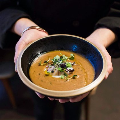 Tweet card summary image