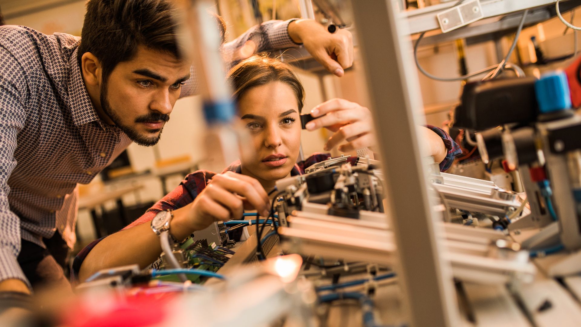 CSUMedia's tweet card. Charles Sturt academics to deliver content for STEM 2020