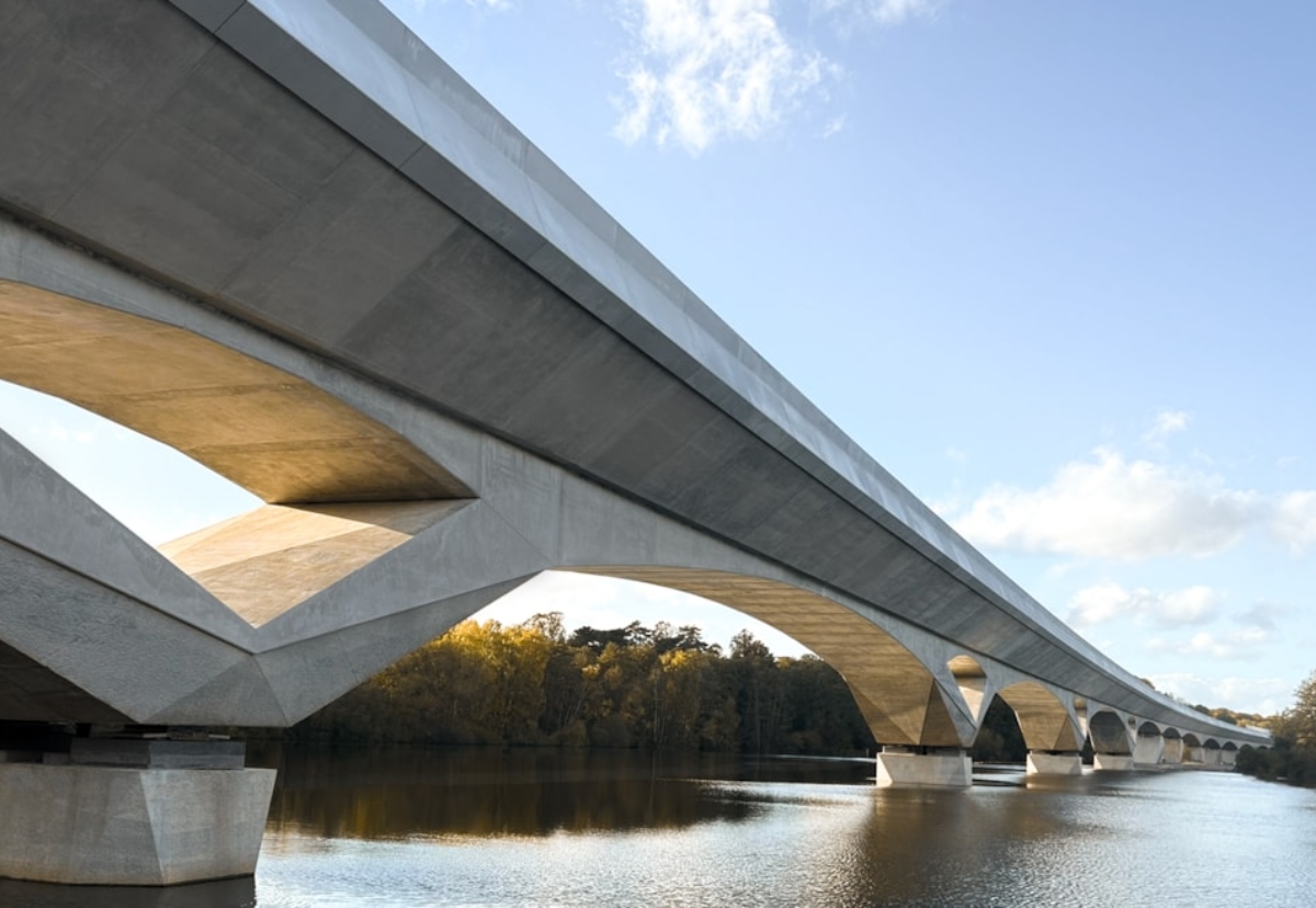 MaureenMclean01's tweet card. New chief executive promises action after latest project update