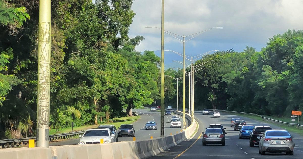 LatNewsletter's tweet card. SAN JUAN — U.S. Immigration and Customs Enforcement (ICE) has access to a database containing Puerto Rican vehicle registration data, including license plates and owner information, according to...