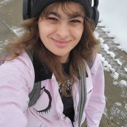 Tweet card summary image