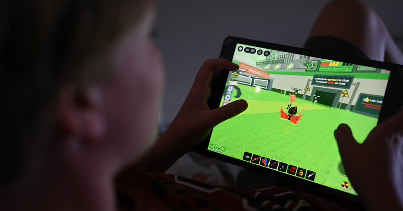 Tweet card summary image