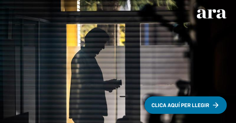 EXAMDETECTIVES's tweet card. Detectiu privat