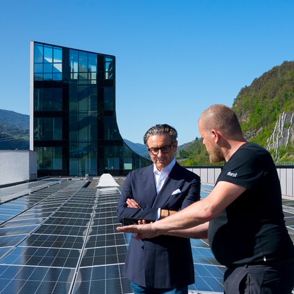 Tweet card summary image