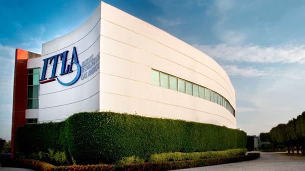 ZoraimaCuello's tweet card. El costo oculto de las extensiones del ITLA