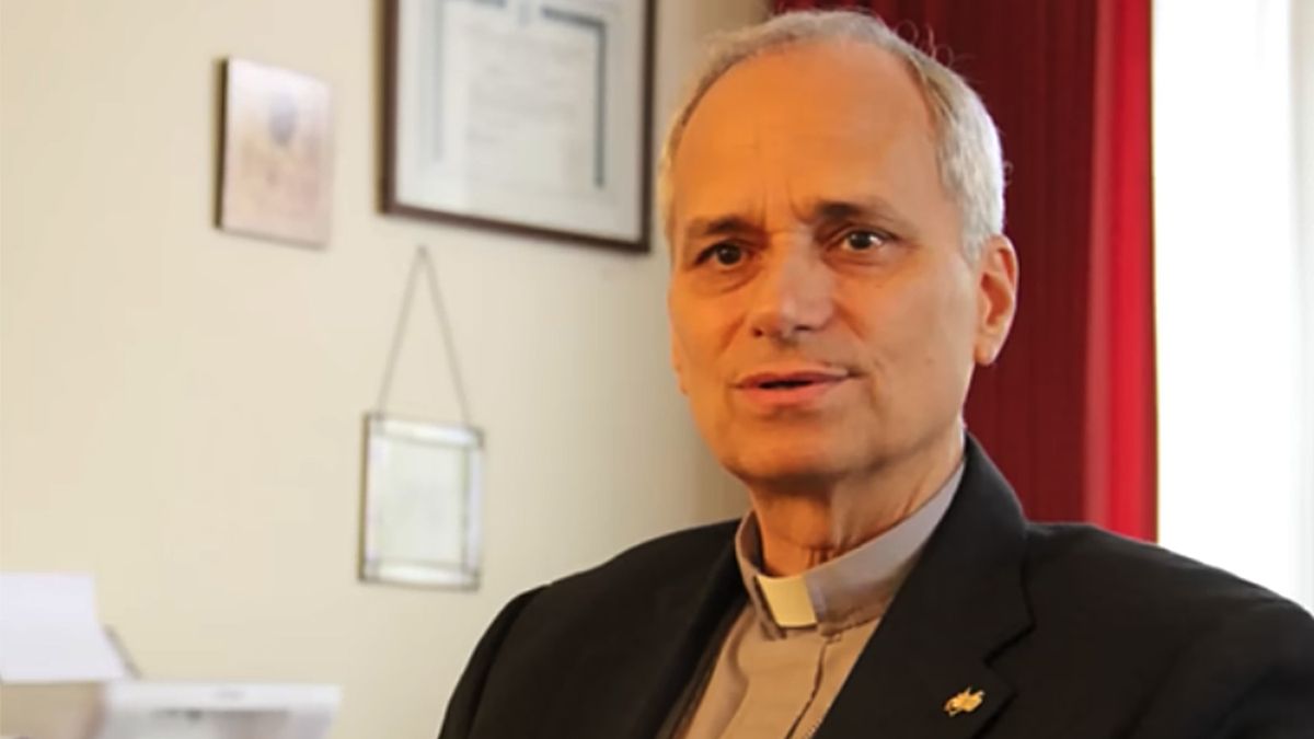 galeriarevista's tweet card. Devoto desde niño, creció en una familia multicultural, fue un alumno sobresaliente y ha sabido fusionar sus dotes intelectuales con su camino de fe