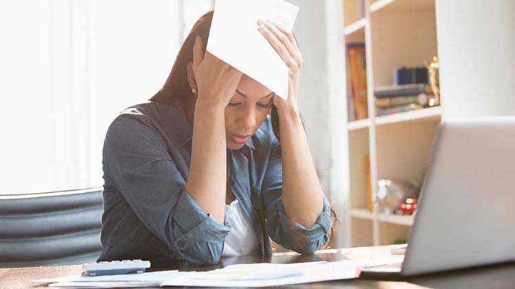 KBatesStateFarm's tweet card. Common tax scams like telephone scams, phony tax preparers & phishing emails/websites can cost you plenty. Read more from State Farm to help stay safe.