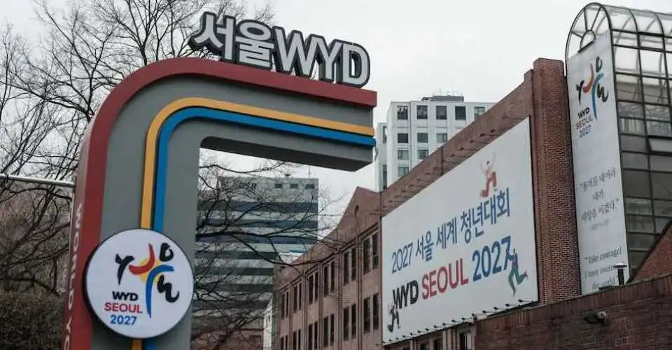 tracielo_terra's tweet card. Afferma di non opporsi alla GMG, ma di essere contrario all’utilizzo dei soldi dei contribuenti per un evento religioso. Ne riferisce Uca News. Il più grande ordine buddista della Corea […]