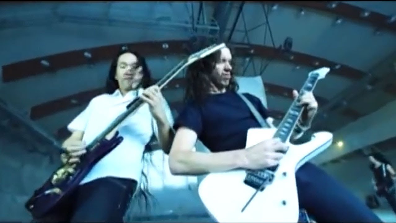 jeronimo1126's tweet card. DragonForce - Heroes Of Our Time [OFFICIAL VIDEO]