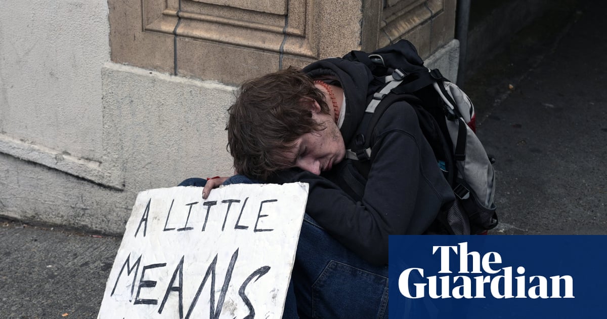 ProjectTwistIT's tweet card. Former leaders urge current state heads to work together to end poverty amid potential of first trillionaires emerging