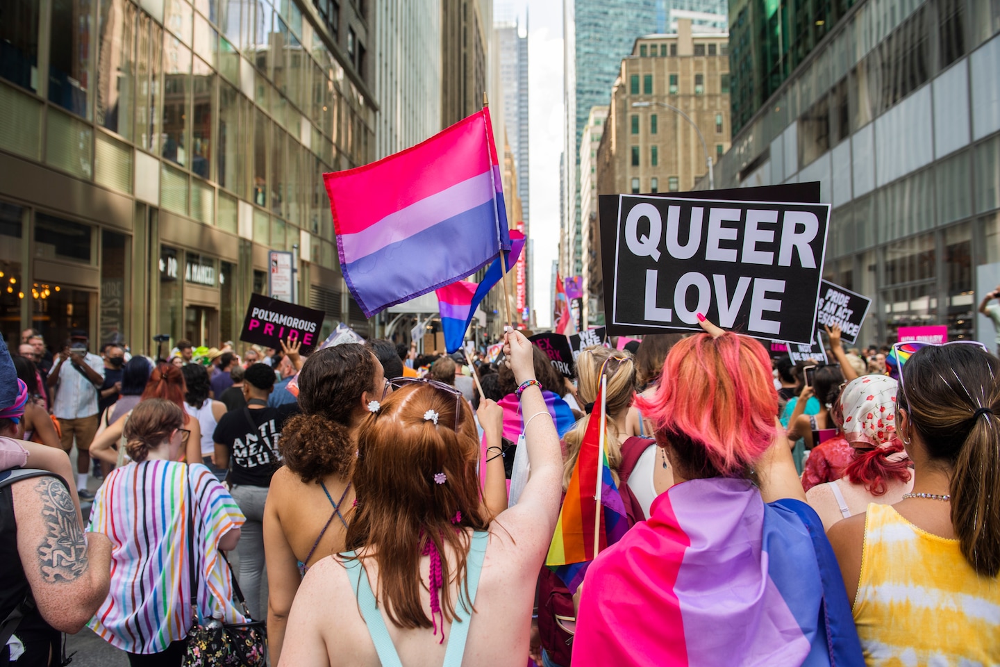 LaurenRowello's tweet card. Children need to know that they can make their own ways in the world.