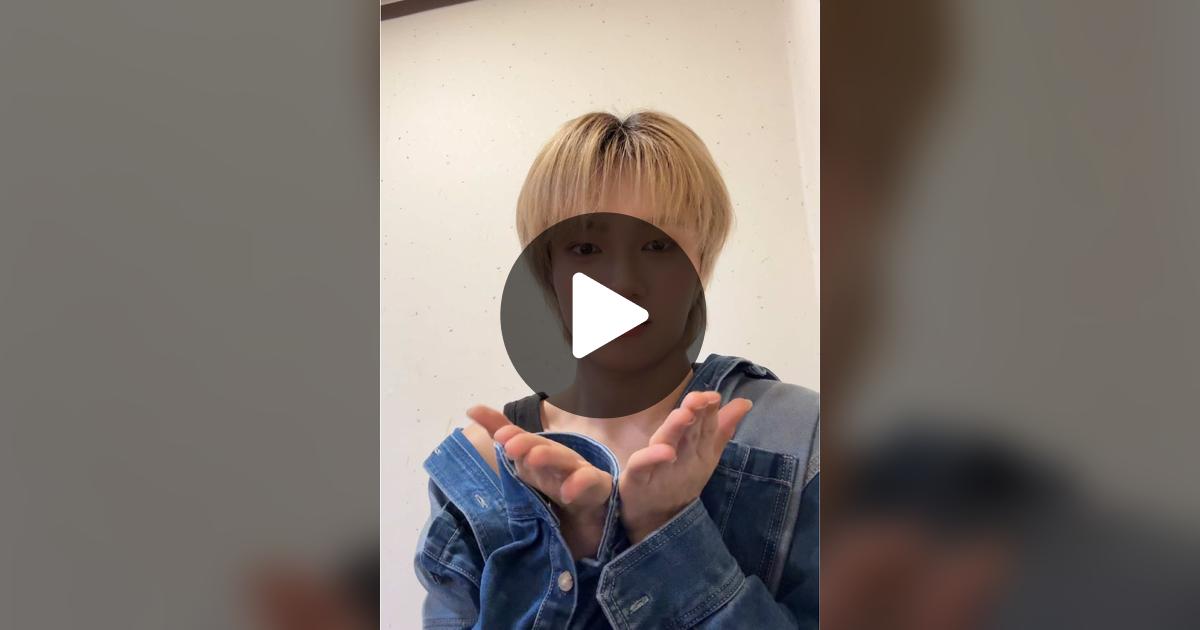 Mama2Belles2's tweet card. 605.4K likes, 8430 comments. “เขินอะะ 555555”